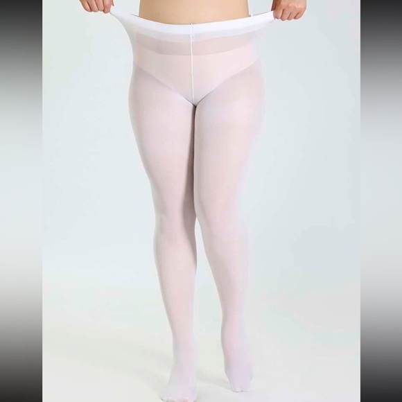 Plus Size Minimalist Tights - Picture 3 of 3